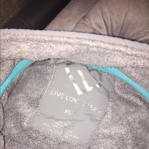 Winter jacket - Picture 3 of 3